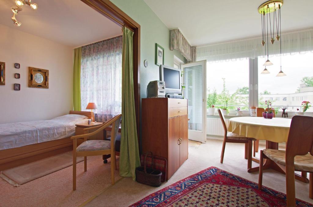 Private Apartments Near Exhibition Center Hannover Ruang foto