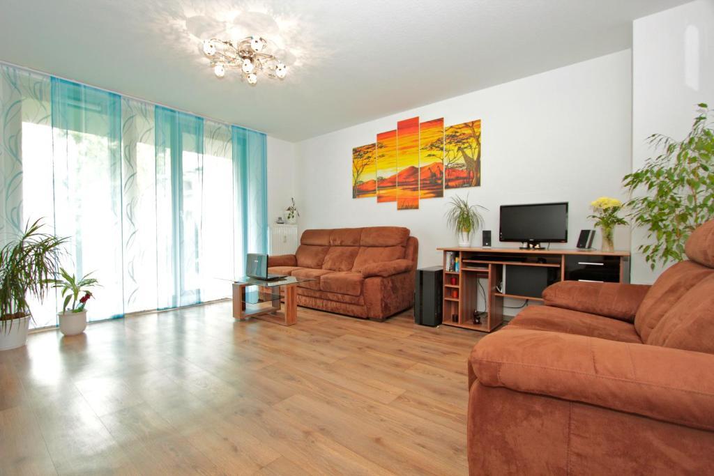 Private Apartments Near Exhibition Center Hannover Ruang foto