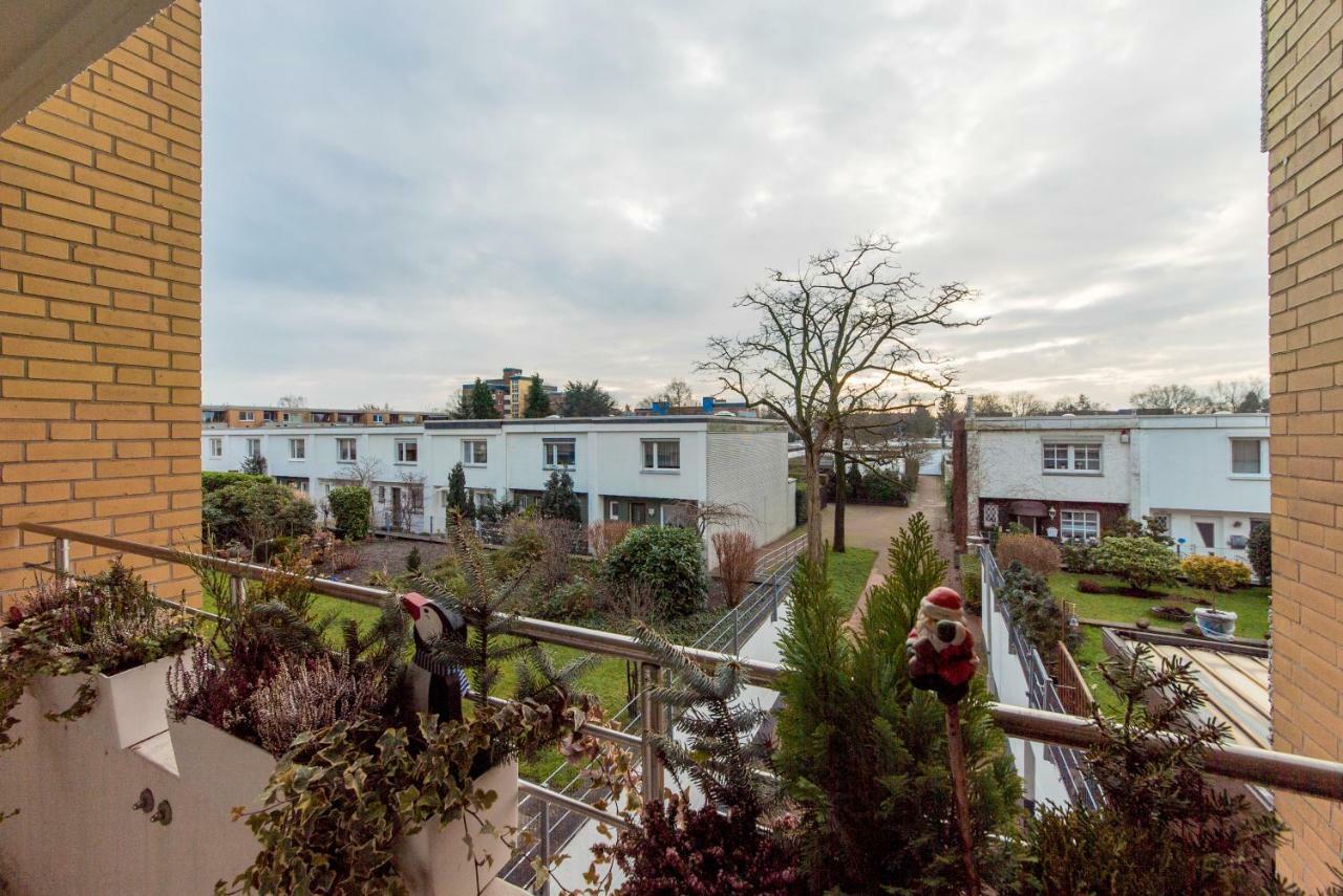 Private Apartments Near Exhibition Center Hannover Bagian luar foto
